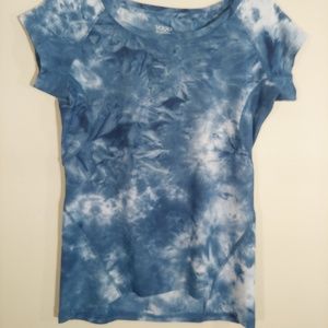 VOGO Athletica blue/white short sleeve tee EUC…